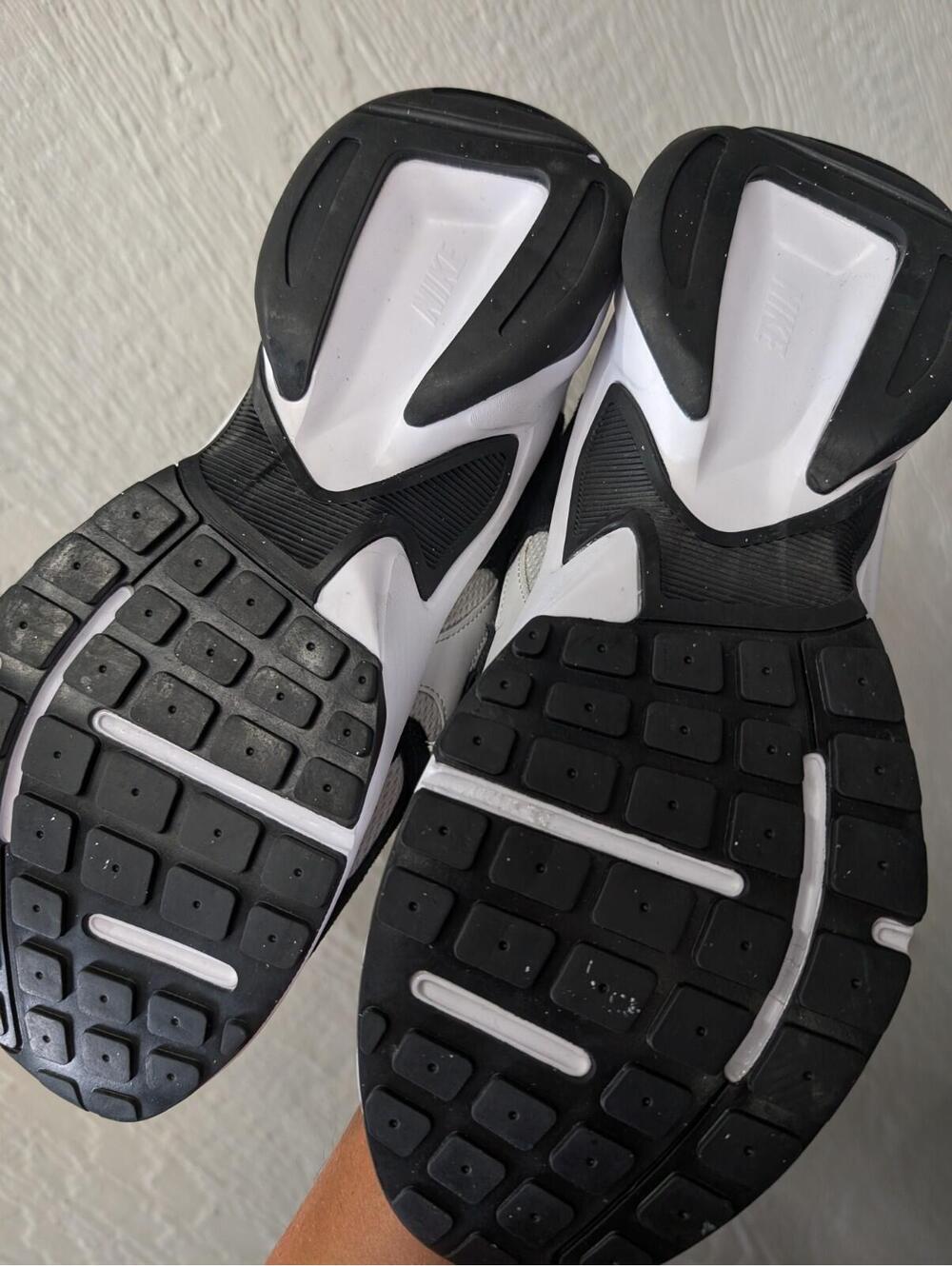 NIKE AL8 White Black Sneakers Shoes Athletic FJ3794-104 Women's Size 12 - Picture 8 of 8